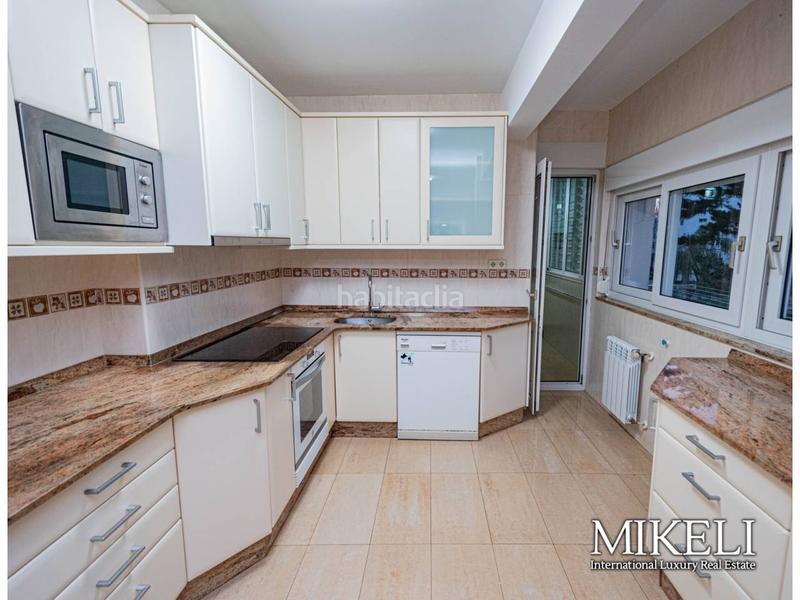 Foto 93eeb24f-0b5f-42a5-a3dd-c8a50cada7bc. Affitto appartamento con riscaldamento in Cuatro Caminos Santander