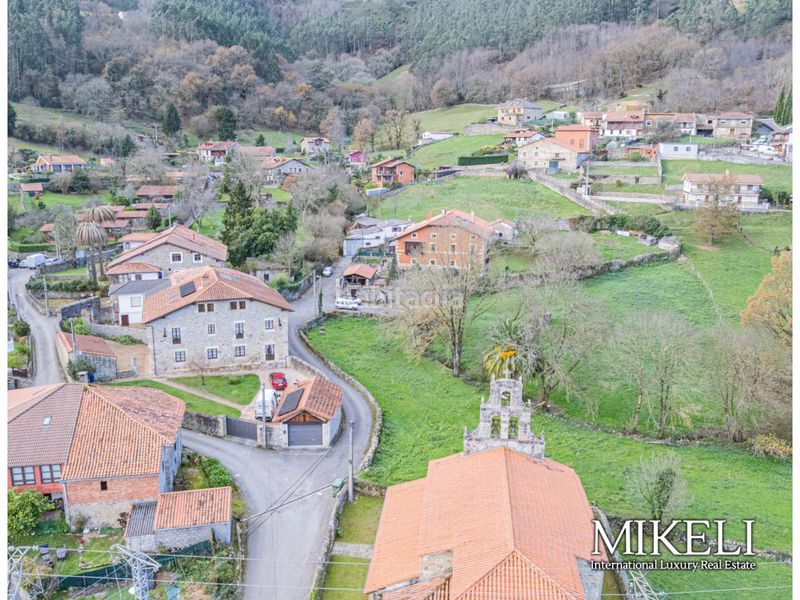 Foto aa3b007b-0443-4ee6-afd7-71206e05ee3b. Casa amb calefacció aparcament a Corvera de Toranzo