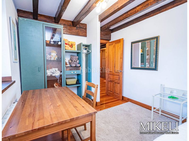 Foto d24244ca-48d7-4321-8864-975cb9f86d8d. Casa amb calefacció aparcament a Corvera de Toranzo