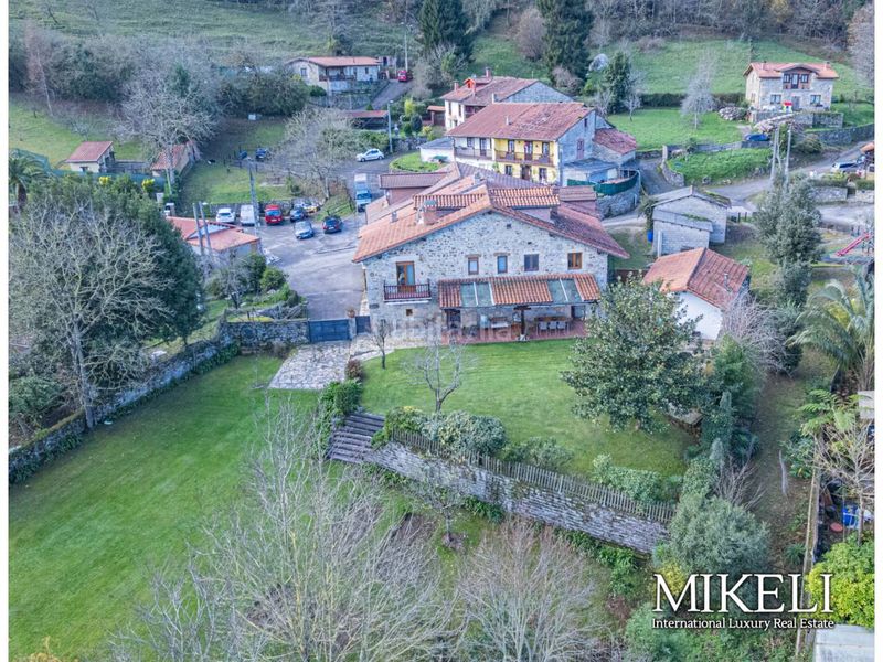 Foto fbe92ff0-4a25-4639-b8f2-fb97ee6ce63d. Casa amb calefacció aparcament a Corvera de Toranzo