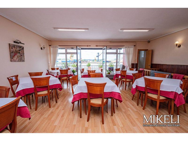 Foto 03e62c98-2d1a-411d-8f39-78b309262b12. Local comercial restaurante en funcionamiento con vivienda en venta en pontejos. en Marina de Cudeyo