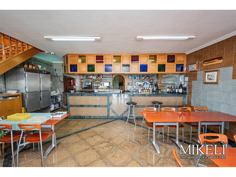 Foto 28d9247a-afd2-4895-b758-a8c2e2cd07a0. Local comercial restaurante en funcionamiento con vivienda en venta en pontejos. en Marina de Cudeyo