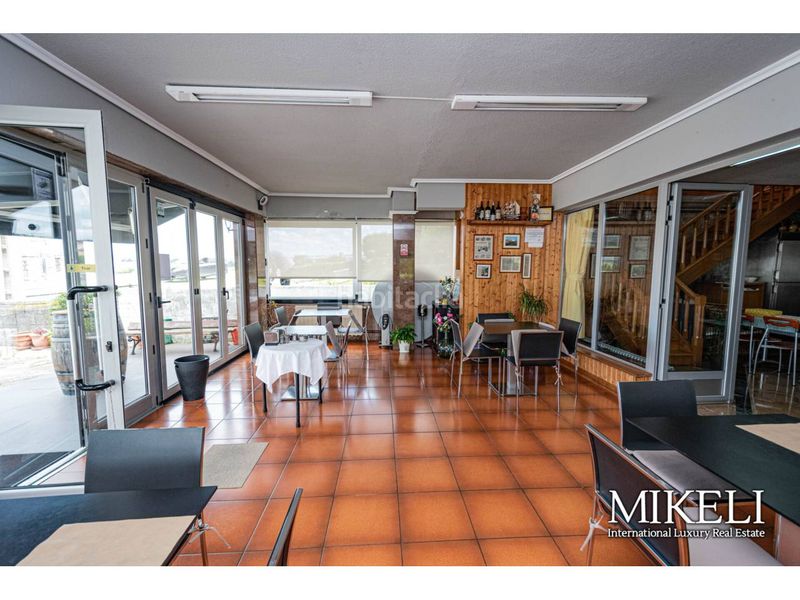 Foto 5c4f9864-5db4-48da-b7f5-8ab278ead73e. Local comercial restaurante en funcionamiento con vivienda en venta en pontejos. en Marina de Cudeyo