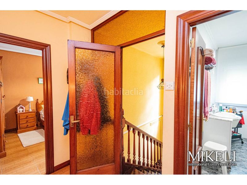 Foto 77405b36-c94a-4d97-b739-01b2cb5438a3. Local comercial restaurante en funcionamiento con vivienda en venta en pontejos. en Marina de Cudeyo