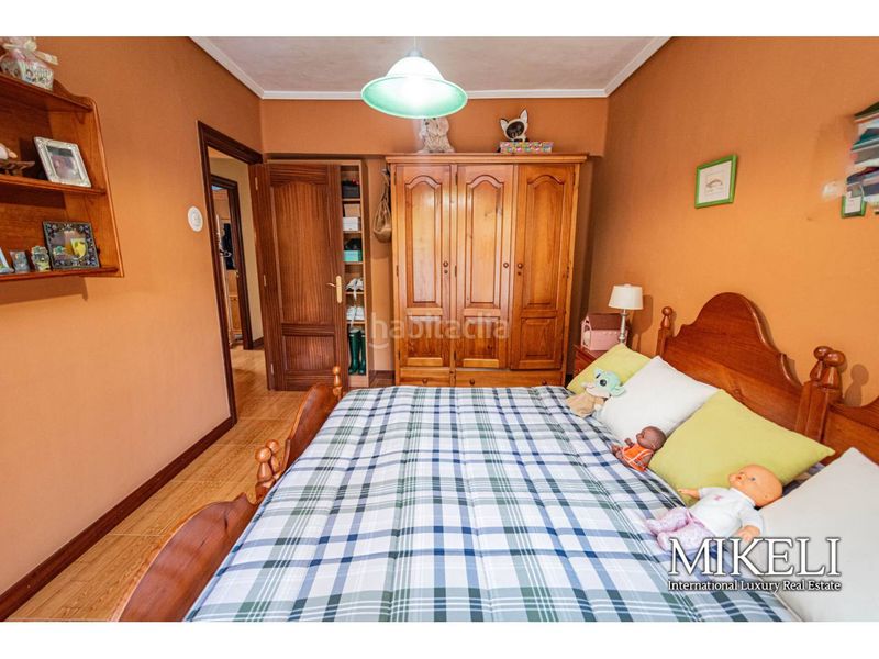 Foto 9449d7e6-5fe4-4a4d-96df-3d8c24bd7d5d. Local comercial restaurante en funcionamiento con vivienda en venta en pontejos. en Marina de Cudeyo