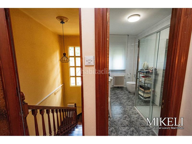 Foto b09c937a-150c-4425-8c5a-690de8a49578. Local comercial restaurante en funcionamiento con vivienda en venta en pontejos. en Marina de Cudeyo