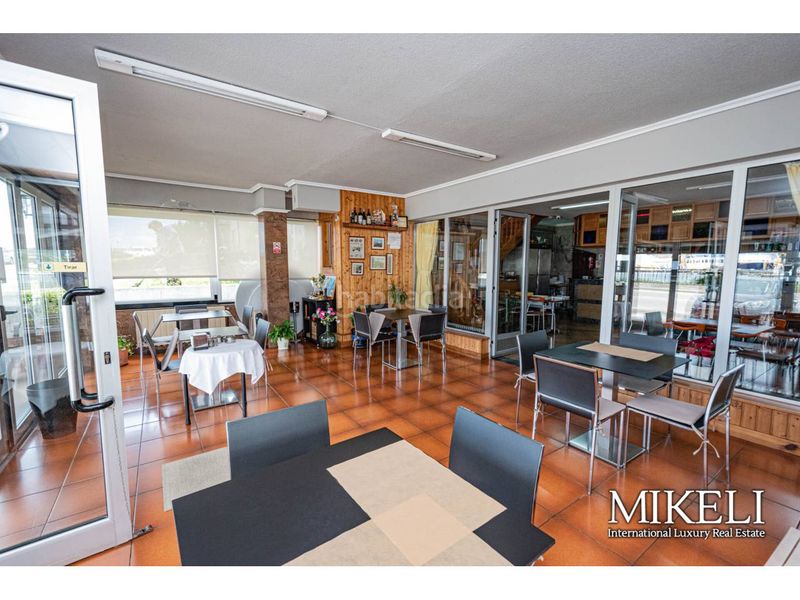 Foto f701789c-5acf-4f63-a012-5299ab5e8432. Local comercial restaurante en funcionamiento con vivienda en venta en pontejos. en Marina de Cudeyo