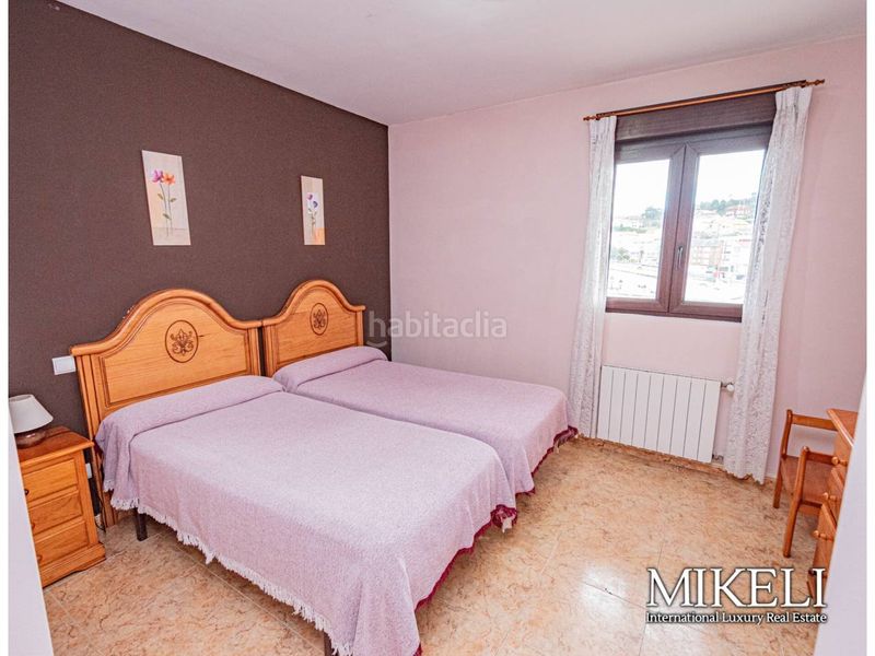 Foto 133798fe-44da-4c33-84b4-d04d87114584. Local comercial a Comillas