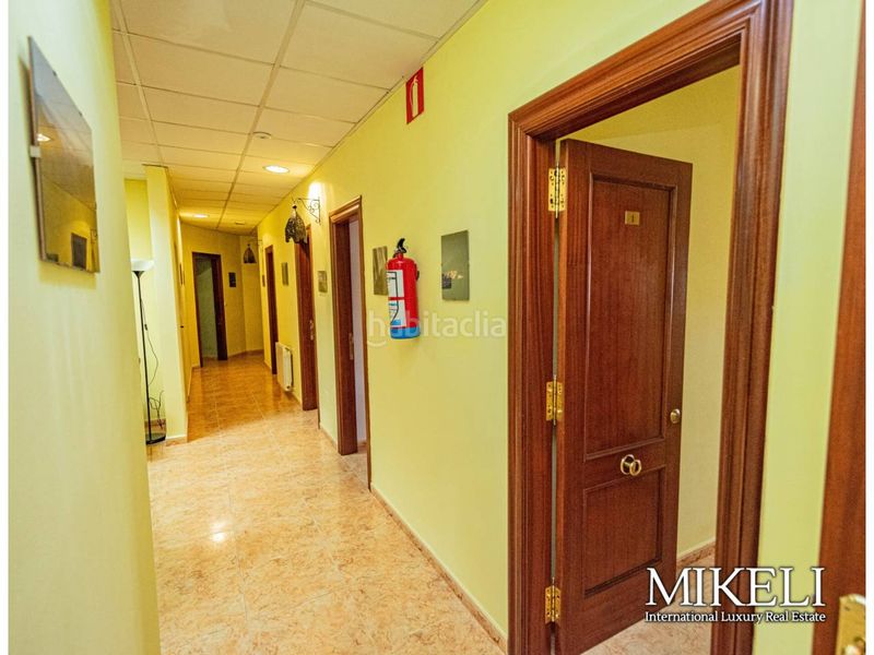 Foto 1e8e8c2b-0b7b-4634-98d8-3e2b935227ae. Local comercial a Comillas