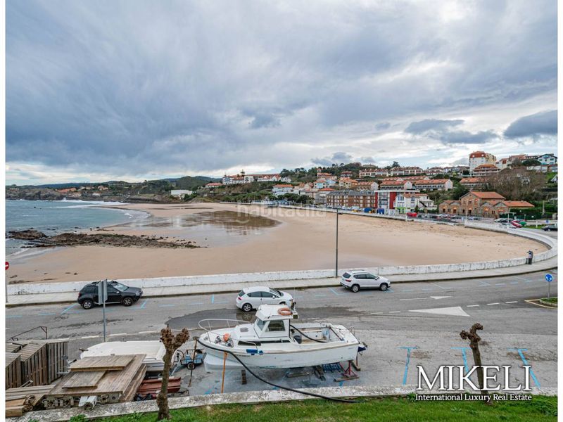Foto 6d85c135-e51a-4208-87bb-a377b09952b1. Local comercial a Comillas
