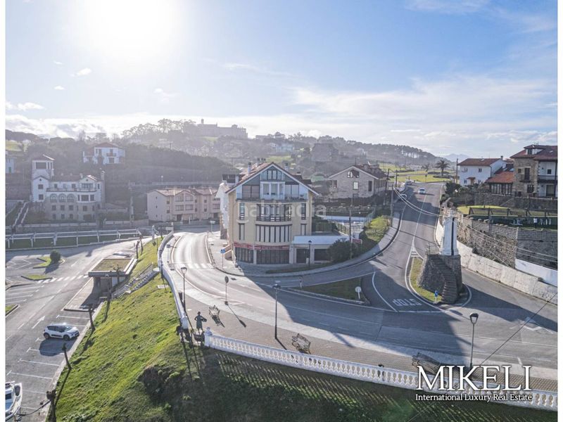 Foto 87b54c33-1143-4d79-9996-a5c4ec621f01. Local comercial a Comillas