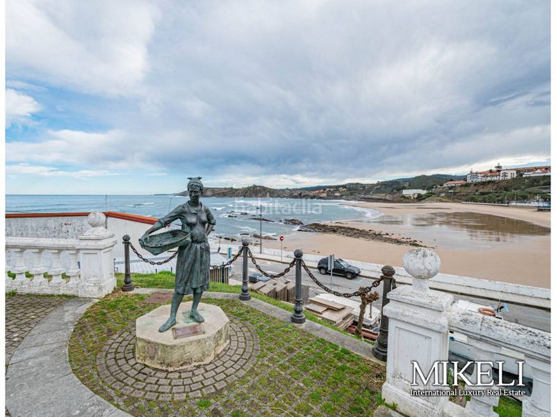 Foto a9d2a27a-9adb-4e88-83b9-766e23c4cc61. Local comercial a Comillas