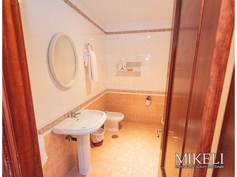Foto d760b5af-e160-41ee-818d-0725480e7664. Local comercial a Comillas