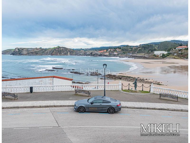 Foto d895539d-7c94-4003-b5d2-4827746e21ff. Local comercial a Comillas