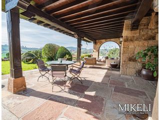 Chalet  Avenida antonio sandi. Una joya para compradores exigentes en santillana