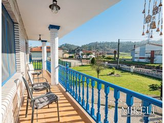 Doppelhaus  Calle perujo. Casa pareada en venta en puente arce