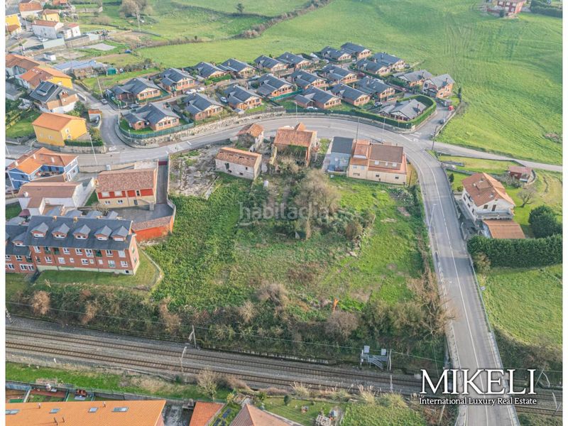 Foto 18e94de0-9e94-4ee1-a491-e89773204360. Terreno residenziale in Boo Piélagos