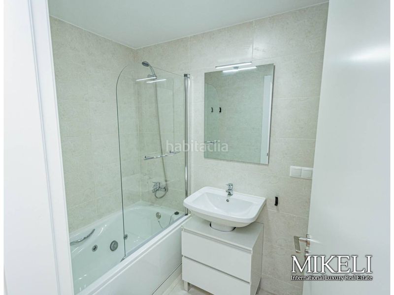 Foto 836c509a-e91f-49f8-b60c-df6c8795db1e. Duplex con riscaldamento parcheggio piscina in Peñacastillo - Nueva Montaña Santander