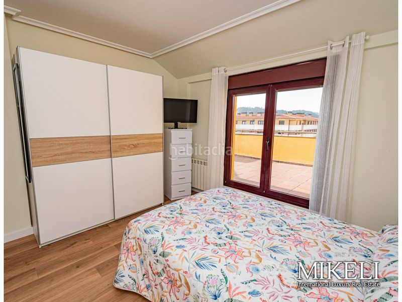 Foto edacabe4-ed26-427c-9f0b-0f6eeec12846. Duplex con riscaldamento parcheggio piscina in Peñacastillo - Nueva Montaña Santander