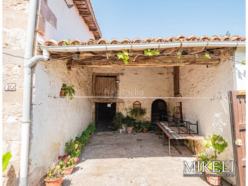 Foto c87c764e-a931-41bd-ad03-c79c389a0c2d. Casa amb calefacció aparcament a Mazcuerras