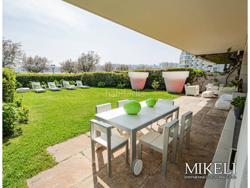 Foto a9968911-f80b-415c-ae2f-1942ee8242fb. Pis amb calefacció aparcament piscina a El Sardinero Santander