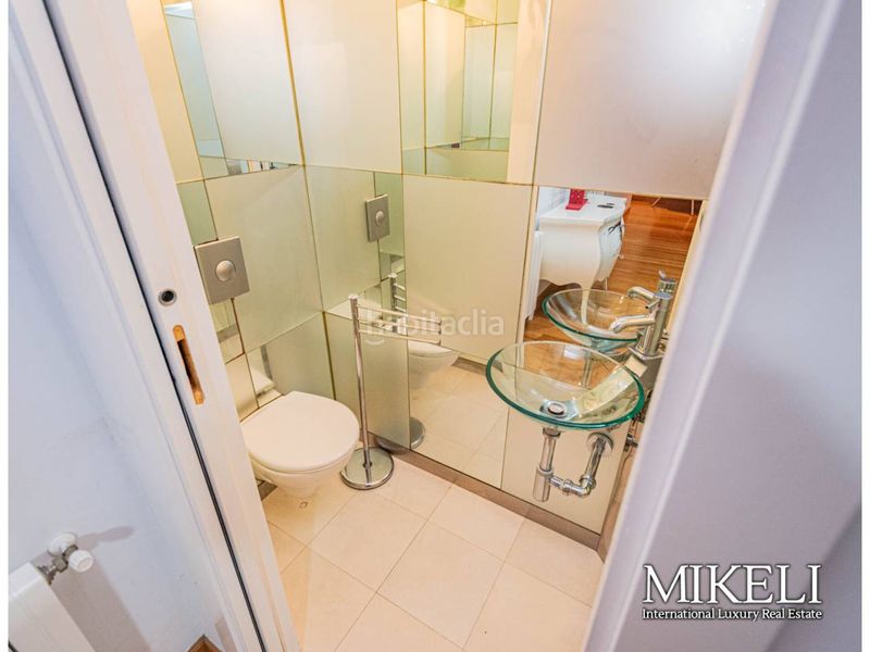 Foto f5b33da8-8dd9-4d2a-ac7a-3a5db2565881. Pis amb calefacció aparcament piscina a El Sardinero Santander