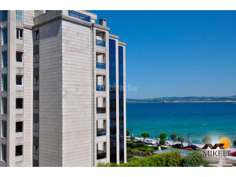 Foto b2cdaa14-69d4-416a-95e1-6ba7ca67cb25. Piso en calle manuel garcia lago 7 con vistas y jardín propio. en Santander