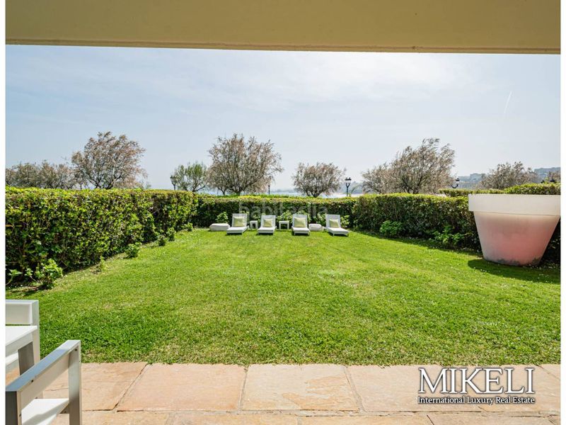 Foto f52d3d7a-5043-429e-bfe7-ce05a1bd8398. Piso en calle manuel garcia lago 7 con vistas y jardín propio. en Santander