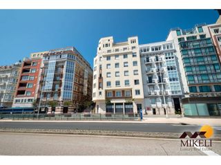 Flat  Calle castelar. Piso en castelar en planta completa