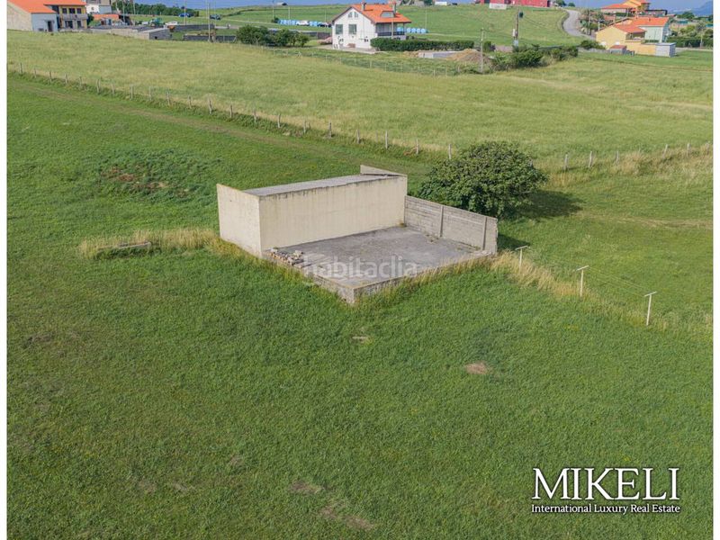 Foto 44dd5c23-653c-49f0-9625-dd8c48294b36. Casa amb calefacció aparcament a Cuchía Miengo