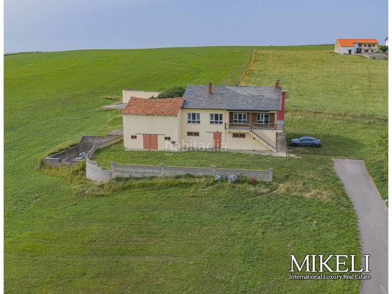 Foto 52645fb5-1d16-4e5f-8d8c-b1c5f831346d. Casa amb calefacció aparcament a Cuchía Miengo