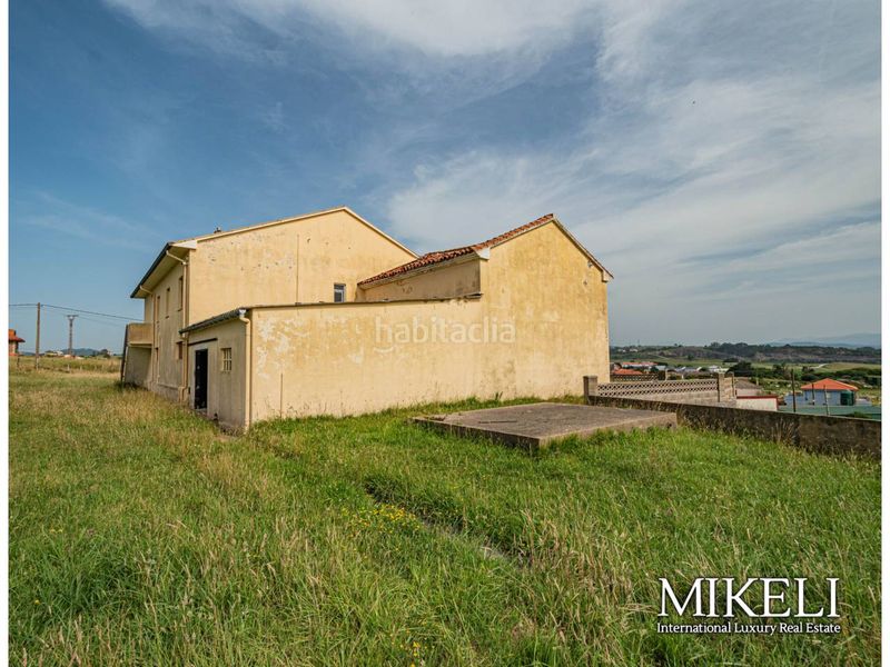 Foto d92531f4-06e6-4074-bd24-7cde2719169b. Casa amb calefacció aparcament a Cuchía Miengo