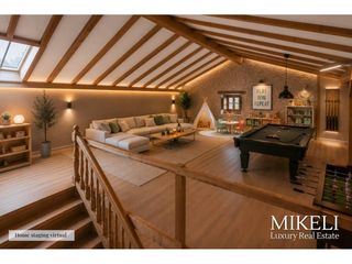Casa  Calle anero-pelia. Casona adosada cantabra con privacidad por su gran finca en aner