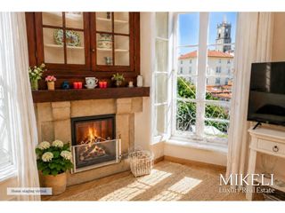 Appartamento  Travesia de ocejo. Piso en el centro de comillas, con zona privada de terraza y jar