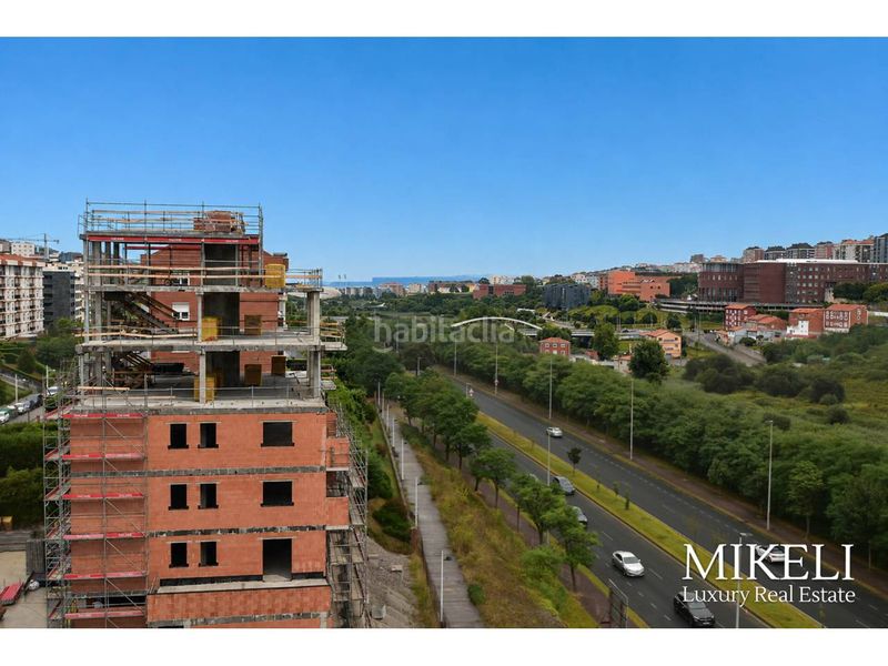 Foto fc260384-fddc-4c00-adc0-59765493db8e. Pis amb calefacció aparcament a Monte Santander