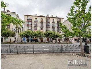 Location Appartement  Paseo pereda. Piso en alquiler en centro  paseo pereda