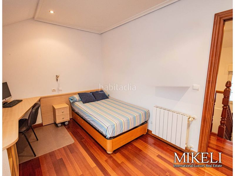 Foto 7712f9d2-f8b6-4075-85fa-d72619df9976. Chalet exclusivo chalet independiente a un paso en Santander