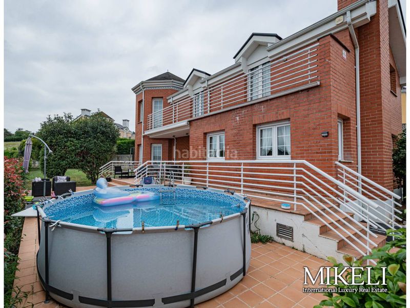Foto d9829378-314c-4dcf-815e-f553f6fde127. Chalet exclusivo chalet independiente a un paso en Santander