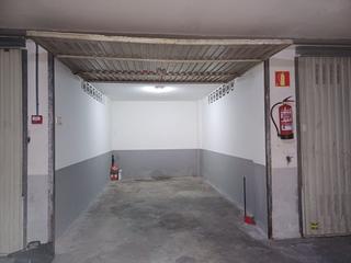 Parking voiture  Tiburzio anitua kalea. Plaza de garaje cerrado en amaña