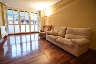 Appartement  Etxaburueta kalea. A un paso del centro. para entrar a vivir.