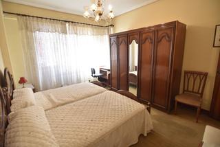 Pis  Bidebarrieta kalea. Amplia vivienda en bidebarrieta