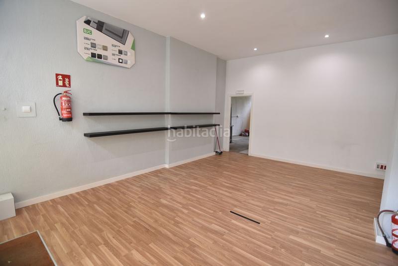 Foto 5c415b83-0ccf-4fb0-8a81-5645c510b93f. Lloguer local comercial a Eibar