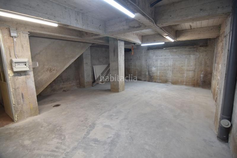 Foto b8c6db5a-f9aa-47ca-9a56-14afb80e119b. Lloguer local comercial a Eibar
