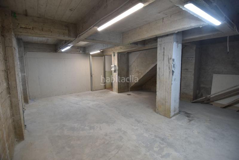 Foto dfb45348-cd40-4a33-a596-ebe34ccd5788. Lloguer local comercial a Eibar