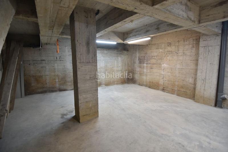 Foto f354c0a7-5d05-4cb7-b6cb-7bfed84b7014. Lloguer local comercial a Eibar