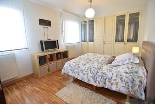 Piso  Artegieta kalea. Vpo en amaña. 3 habitaciones, garaje y trastero.