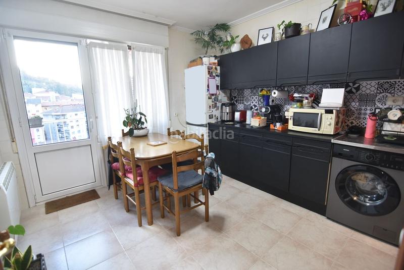 Foto d794ba9b-c570-4894-af7d-c6ee416a47c6. Appartamento con riscaldamento in Eibar