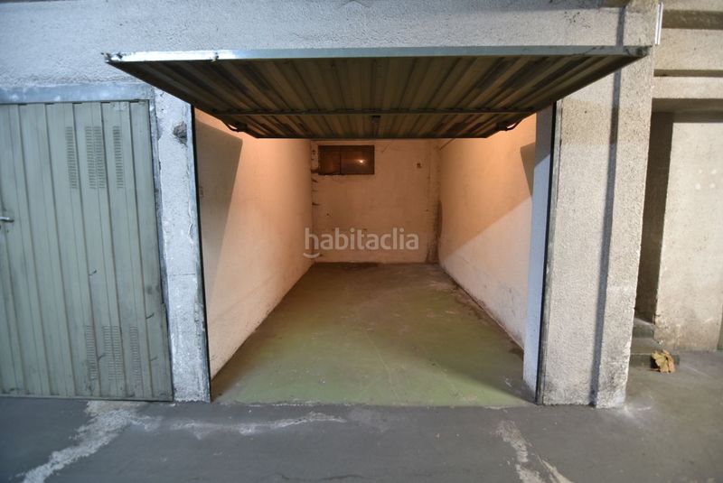 Foto 5abed950-82c1-4c13-86cd-bcc397e9b541. Aparcament cotxe a Bergara