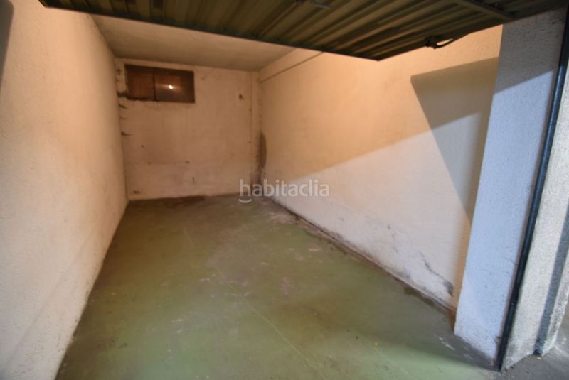 Foto b1c20320-95b6-445e-8d5d-32454ab2e15a. Aparcament cotxe a Bergara