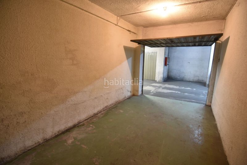 Foto cfef761c-51f0-43a6-b466-98b326dff3ff. Aparcament cotxe a Bergara